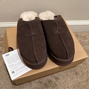 Brown ugg platform slippers